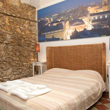 Carruggiu Casavacanze Caltagirone Bagian luar foto