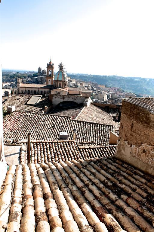 Carruggiu Casavacanze Caltagirone Ruang foto